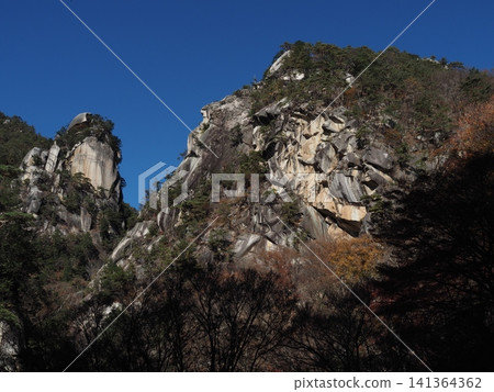 Shosenkyo Gorge in late November (Kofu City, Yamanashi Prefecture) 141364362