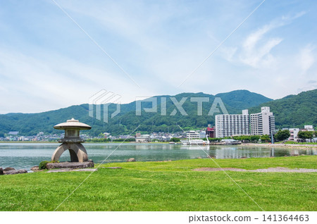 Lake Suwa, Suwa City Lakeside Park (Suwa City, Nagano Prefecture) Lake Suwa, Suwa City Lakeside Park (Suwa City, Nagano Prefecture) 141364463