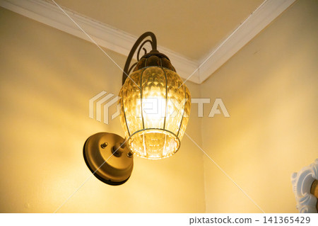 Streetlights / retro gas lamp image Streetlights / retro gas lamp image 141365429