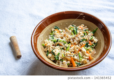 The image of a delicious "shira-ae" (white sesame dressing) The image of a delicious "shira-ae" (white sesame dressing) 141365452