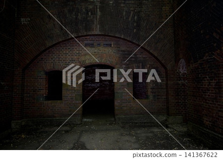 這是和歌山縣友島市上，原日本陸軍磚砌砲台遺址的一景。 141367622