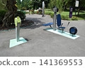 新加坡公園裡的健身器材 新加坡公園裡的健身器材 141369553