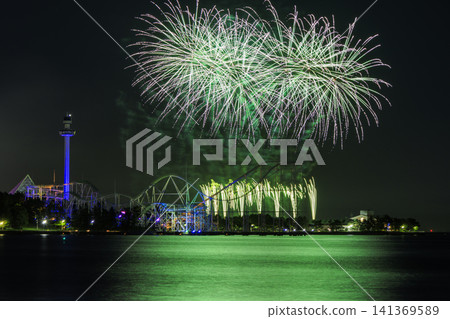Fireworks on Hakkeijima Fireworks on Hakkeijima 141369589