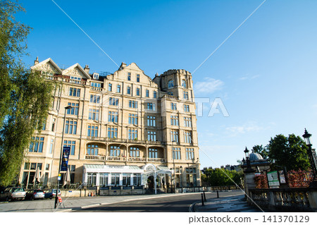Historic honey-colored stone buildings: The cityscape of Bath, a UNESCO World Heritage Site in the UK. Historic honey-colored stone buildings: The cityscape of Bath, a UNESCO World Heritage Site in the UK. 141370129