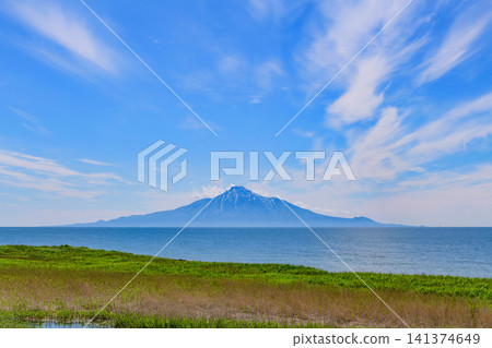 Rishiri Fuji seen from the Ororon Line Rishiri Fuji seen from the Ororon Line 141374649