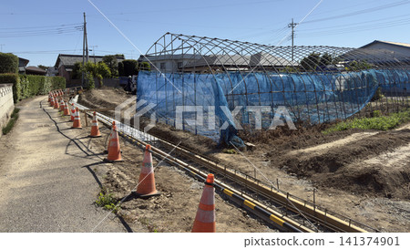 混凝土砌塊牆施工:基礎 混凝土砌塊牆施工:基礎 141374901