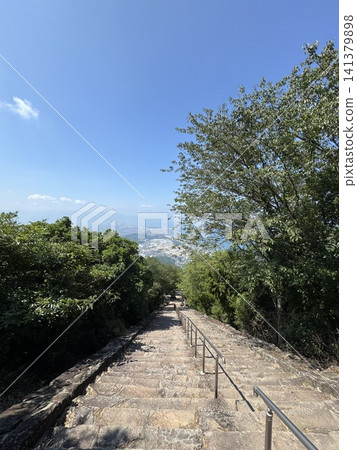 前往高屋神社的路 前往高屋神社的路 141379898