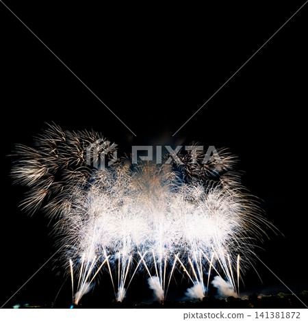 The Nagaoka Fireworks Festival is one of Japan's three major fireworks festivals and a quintessential summer spectacle. The Nagaoka Fireworks Festival is one of Japan's three major fireworks festivals and a quintessential summer spectacle. 141381872