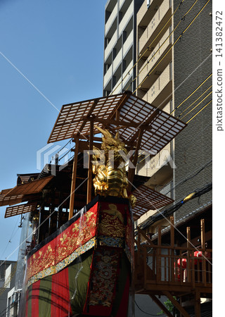 Gion Festival, Later Festival, Yamahoko Construction, Ofunehoko Float (Shimogyo Ward, Kyoto City) Gion Festival, Later Festival, Yamahoko Construction, Ofunehoko Float (Shimogyo Ward, Kyoto City) 141382472