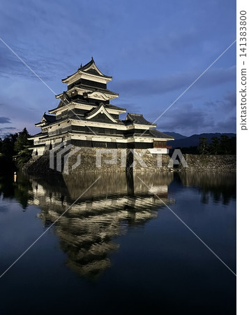 Night view of Matsumoto Castle Night view of Matsumoto Castle 141383800