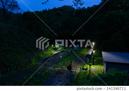 JR室蘭本線,小堀站(北海道:2022年5月) JR室蘭本線,小堀站(北海道:2022年5月) 141390711