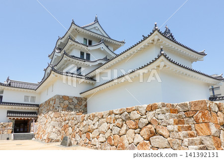 Amagasaki Castle (built by a fudai daimyo of the Edo shogunate as a western defense for Osaka) Photographed in July 2026 Amagasaki Castle (built by a fudai daimyo of the Edo shogunate as a western defense for Osaka) Photographed in July 2026 141392131