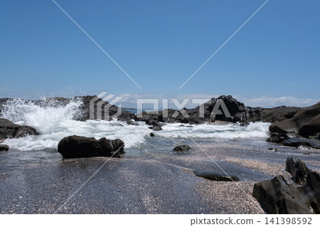 Waves crashing against the rocky shore of Jogashima Island in Miura City, Kanagawa Prefecture. Waves crashing against the rocky shore of Jogashima Island in Miura City, Kanagawa Prefecture. 141398592