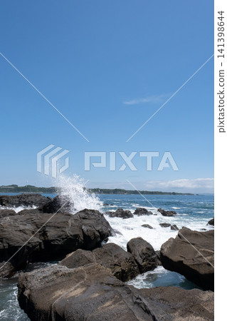 Waves crashing against the rocky shore of Jogashima Island in Miura City, Kanagawa Prefecture. Waves crashing against the rocky shore of Jogashima Island in Miura City, Kanagawa Prefecture. 141398644