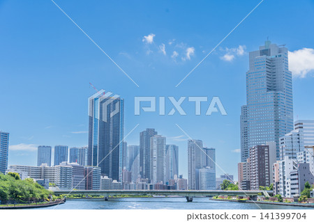 東京中央區的高樓公寓和隅田川景色 141399704