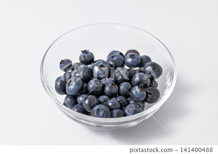 Blueberries in a bowl Blueberries in a bowl 141400488