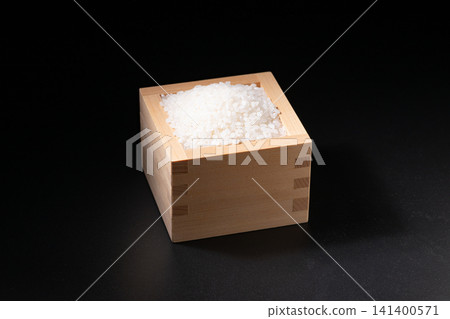 Rice that entered the bay Rice that entered the bay 141400571