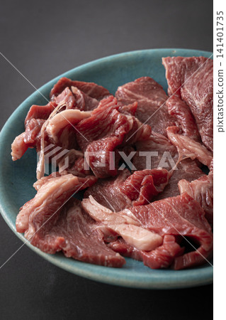 盤中牛肉:肩胛裡脊 盤中牛肉:肩胛裡脊 141401735