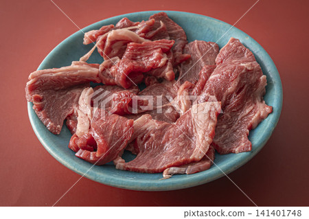 Beef on a plate: shoulder loin Beef on a plate: shoulder loin 141401748