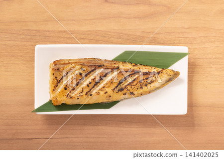 [Miyagi Prefecture] Albacore Tuna Belly Saikyo-yaki (Rare Cut) 141402025
