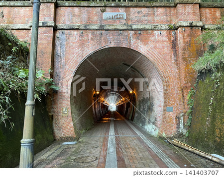 North sucking tunnel North sucking tunnel 141403707