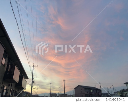 雲 雲 141405041