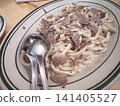 Pasta with rich cream sauce and truffles 141405527
