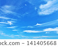 秋天天空和雲彩 141405668