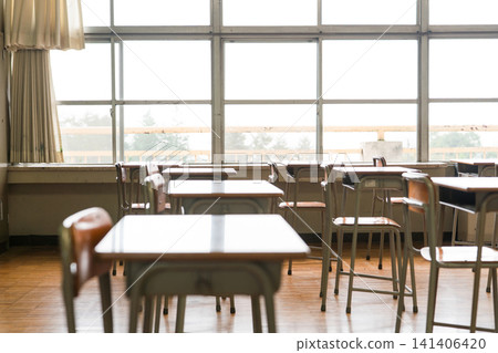 小學、國中和高中的教室和教學大樓圖片。 小學、國中和高中的教室和教學大樓圖片。 141406420