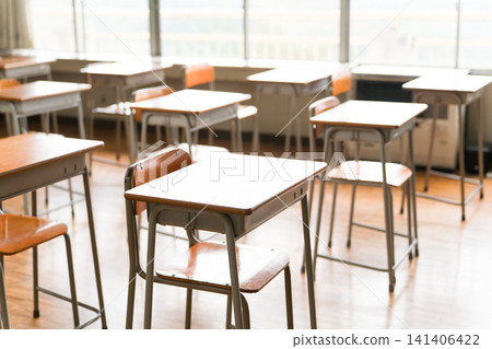 小學、國中和高中的教室和教學大樓圖片。 小學、國中和高中的教室和教學大樓圖片。 141406422