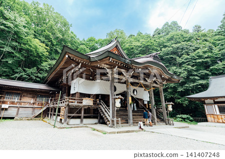 [戶隱神社，長野市] 戶隱神社，中社，拜殿 141407248