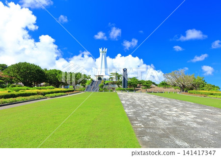 [Okinawa Prefecture] Okinawa Prefectural Peace Memorial Hall in Peace Memorial Park under a clear blue sky 141417347