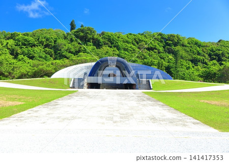 【沖繩縣】晴空萬裡下的和平紀念公園和平之丘 141417353