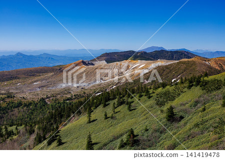 從澀峠眺望志賀高原,欣賞白根山的壯麗景色 從澀峠眺望志賀高原,欣賞白根山的壯麗景色 141419478