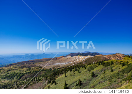從澀峠眺望志賀高原,欣賞白根山的壯麗景色 從澀峠眺望志賀高原,欣賞白根山的壯麗景色 141419480