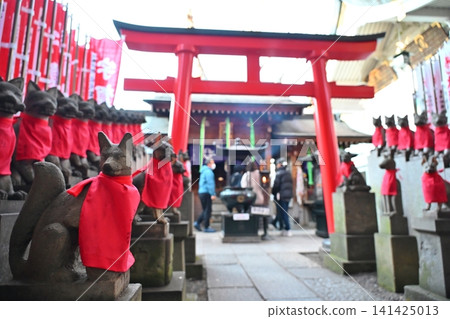 Toyokawa Inari Tokyo Branch Temple in Winter, Tokyo 141425013