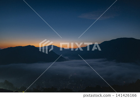 Sea of clouds over Takeda Castle (Castle in the Sky, Hyogo) Sea of clouds over Takeda Castle (Castle in the Sky, Hyogo) 141426166