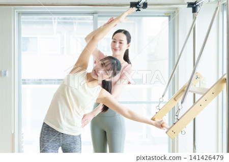 普拉提健身工作室教練 普拉提健身工作室教練 141426479