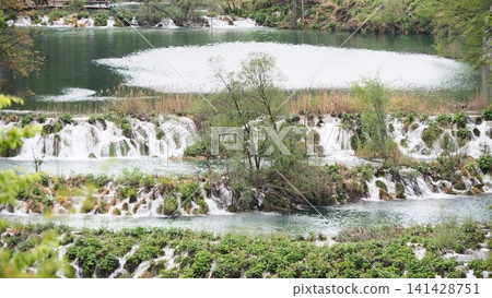 Plitvice Lakes National Park 141428751
