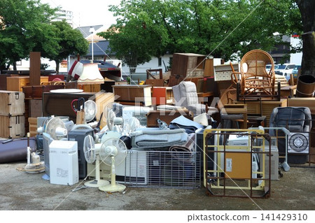 Bulky garbage collection Bulky garbage collection 141429310