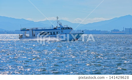 The Fukuoka City Ferry "Nanotsu" departs from Hakata and heads towards Shikanoshima via Nishitozaki. The Fukuoka City Ferry "Nanotsu" departs from Hakata and heads towards Shikanoshima via Nishitozaki. 141429628