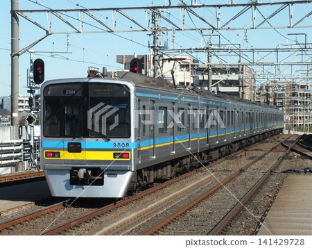千葉新城鐵道9800系列(攝於東松戶站) 千葉新城鐵道9800系列(攝於東松戶站) 141429728