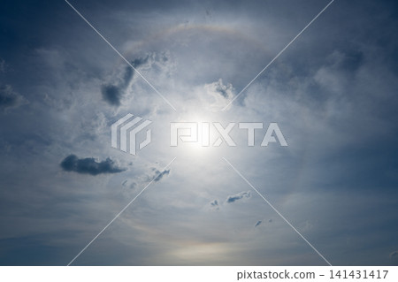 Sun halo Sun halo 141431417