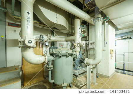 冷卻設備攝影合作:電波學園教育法人東京電子專門學校 冷卻設備攝影合作:電波學園教育法人東京電子專門學校 141433421