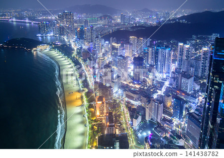 韓國釜山非常美麗的城市夜景 韓國釜山非常美麗的城市夜景 141438782