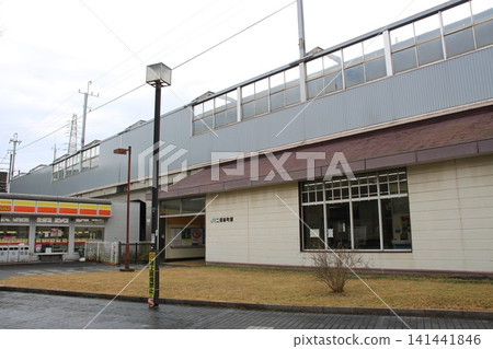 JR京葉線二又新町站,車站前。 JR京葉線二又新町站,車站前。 141441846