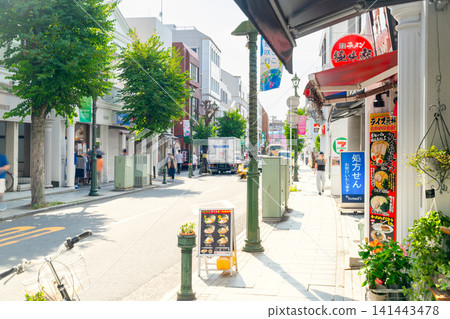 榆樹街商店街,位於東急東橫線大倉山站前:歐式街景 榆樹街商店街,位於東急東橫線大倉山站前:歐式街景 141443478