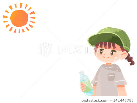 戴著帽子、拿著飲料的孩子,以防中暑。 戴著帽子、拿著飲料的孩子,以防中暑。 141445795