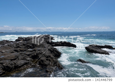 Waves crashing against the rocky shore of Jogashima Island in Kanagawa Prefecture Waves crashing against the rocky shore of Jogashima Island in Kanagawa Prefecture 141446799