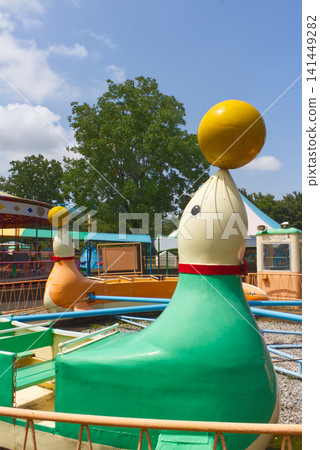 A retro amusement park sea lion ride, a nostalgic amusement scene. A retro amusement park sea lion ride, a nostalgic amusement scene. 141449282